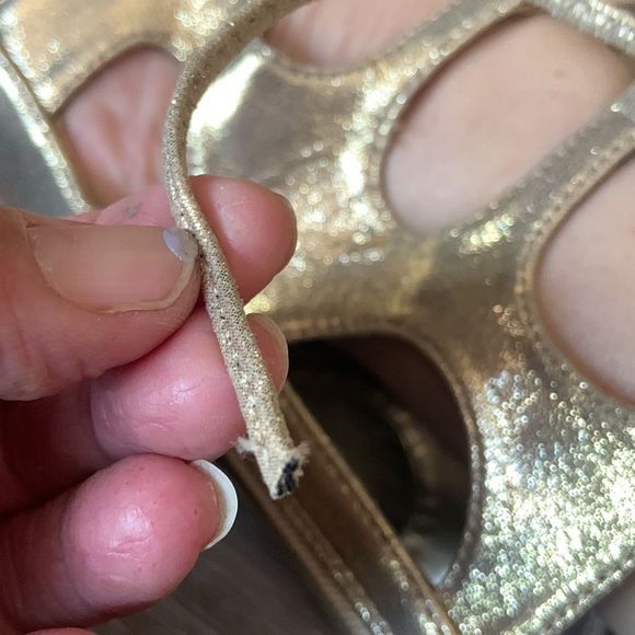 SOLD !!Breckelles gold strapped heels size 7 - Picture 15 of 16